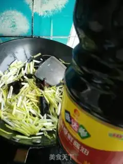 Make Eggs and wooden ears step 8