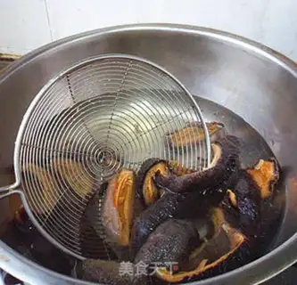 Make Burning sea cucumber step 2