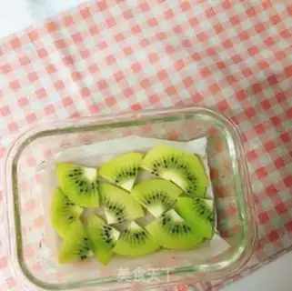 Make Fruit yogurt step 3