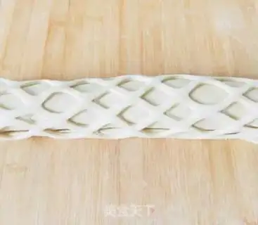 Make Creative net bread step 10