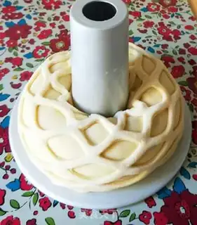 Make Creative net bread step 13