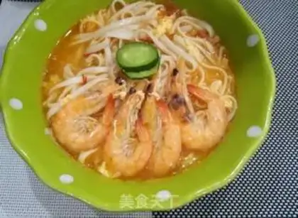 Make Tomato shrimp egg noodles step 9