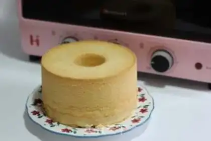 Make Yogurt chili cake step 15