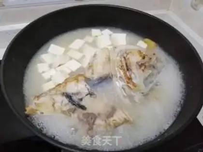 Make Tofu fish head soup step 6