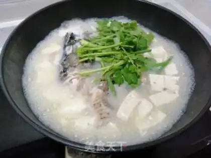 Make Tofu fish head soup step 7