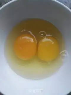 Make Cream fried eggs step 2