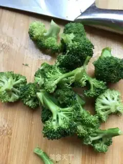 Make Potato-head broccoli step 11