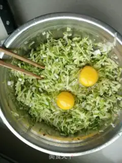 Make Roachballs step 6