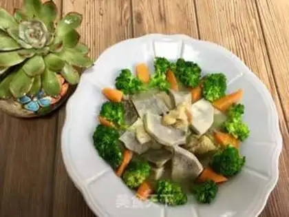Make Potato-head broccoli step 15
