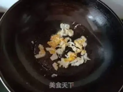 Make Sour eggs and fried rice step 4