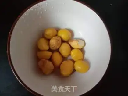 Make Steam chestnut pigeon soup step 2