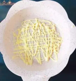 Make Creamed eggs step 5