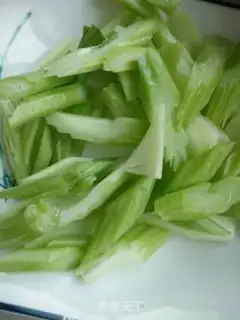 Make Seameat celery step 1