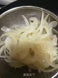 Make Frozen Onion Belt step 2