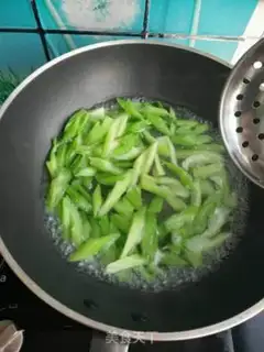 Make Seameat celery step 4