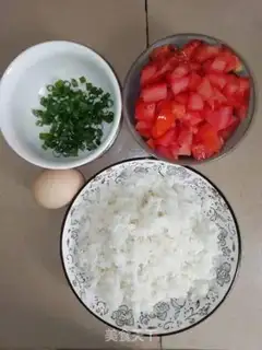Make Tomato fried rice step 0