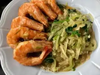 Make Roach-cracked shrimp step 23