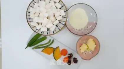 Make Savored fruit and cotton candy step 0