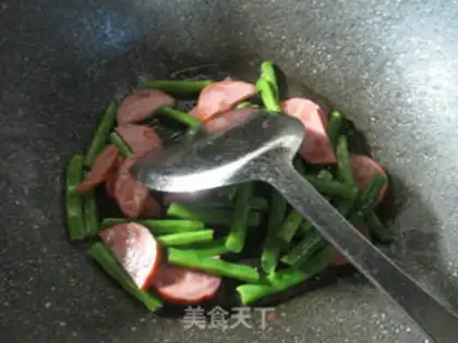 Make Elbow ham and beans step 3