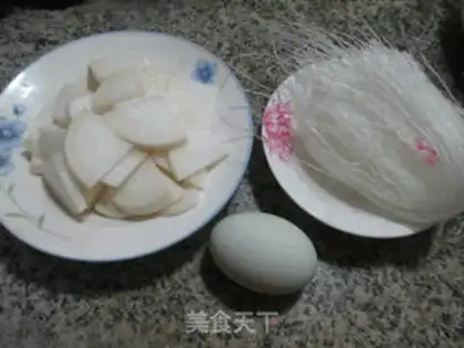Make A duck egg radish for a fan step 0