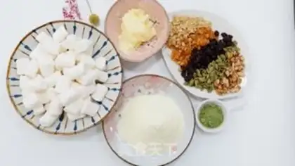 Make Savored fruit and cotton candy step 4