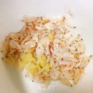 Make Shrimp tofu soup step 2