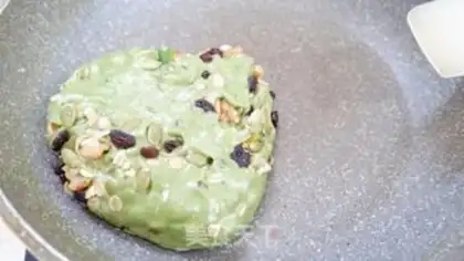 Make Savored fruit and cotton candy step 10