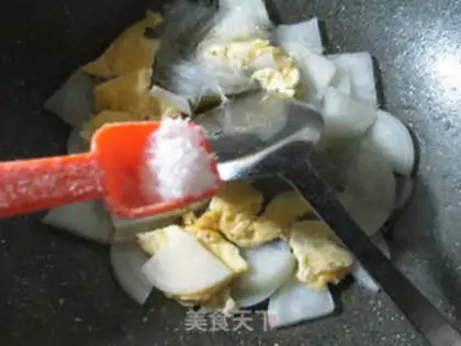 Make A duck egg radish for a fan step 8
