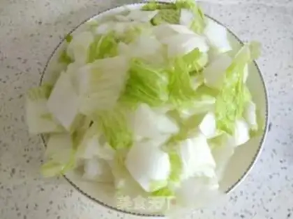 Make Spicy cabbage step 0