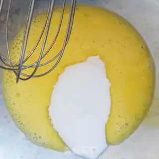 Make Halloween frosting doughnuts step 1