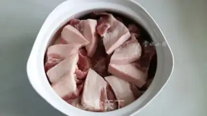 Make Soy pig hoof, plum step 4
