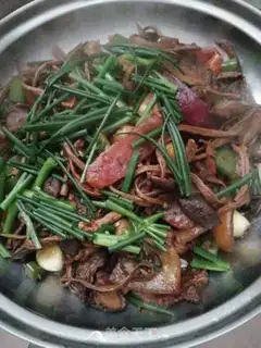 Make A dry pot of tea and mushrooms step 9