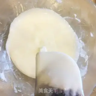 Make Halloween frosting doughnuts step 17