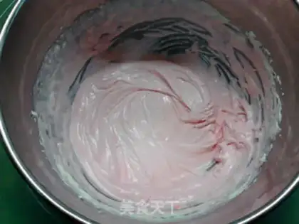 Make A bubble bath and a doll cake step 11