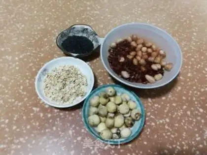 Make The groceries are black and sesame step 0