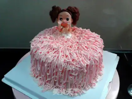 Make A bubble bath and a doll cake step 15