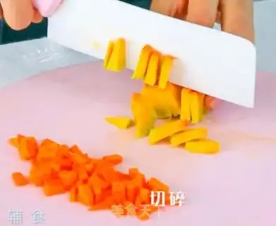 Make Chicken rice with chimpanzee step 3