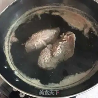 Make Soy sauce, fragrance beef step 2
