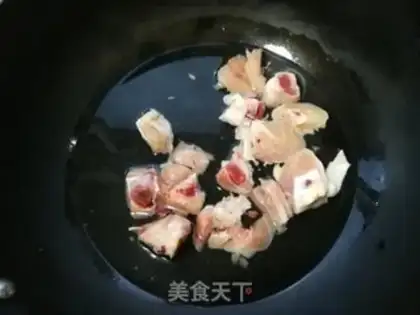 Make A chicken stew of cucumber step 1