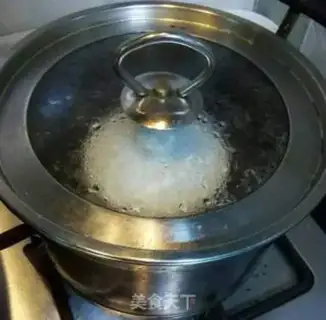 Make Meat and steamed eggs step 5