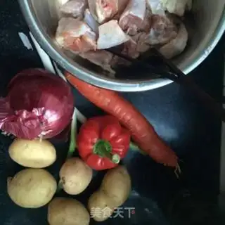 Make Chicken piece of potato noodles step 0