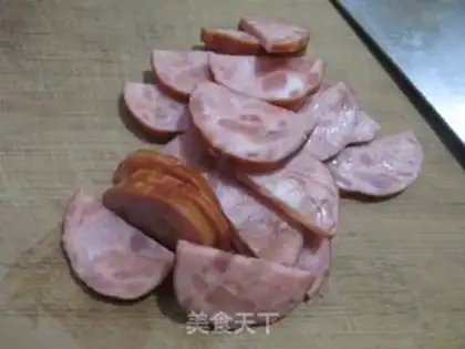 Make Elbow ham and cabbage step 1