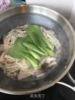 Make Chicken soup and vegetables step 2