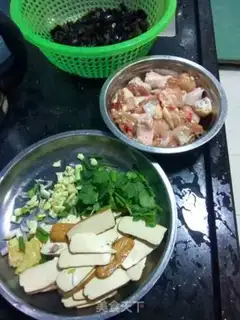 Make ♪ Wood and ear dry chicken ♪ step 1