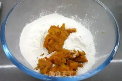Make Pumpkin pickles step 1