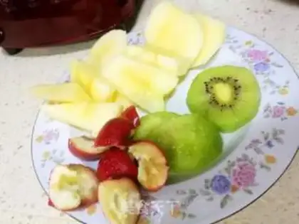 Make A MULTI-VC FRESH JUICE step 0
