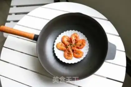 Make Garlic fan shrimp step 9