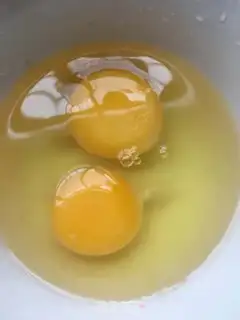 Make Pumpkin fried eggs step 4