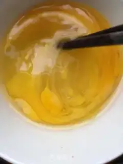 Make Pumpkin fried eggs step 5
