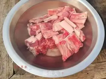 Make The radish lamb soup step 0